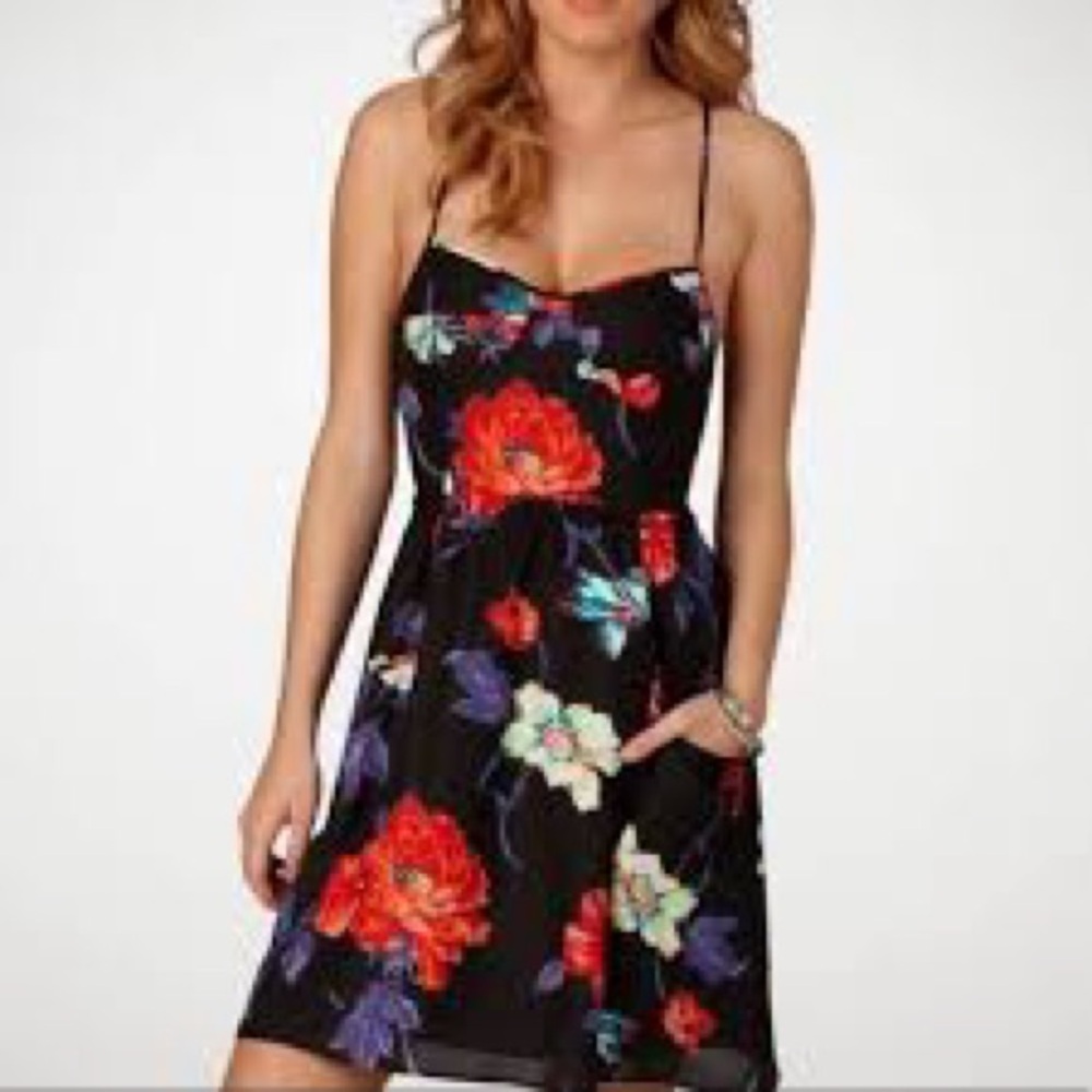 American Eagle Women's Ruched Bustier Padded Lined Open Back Floral Dress Sz S/P